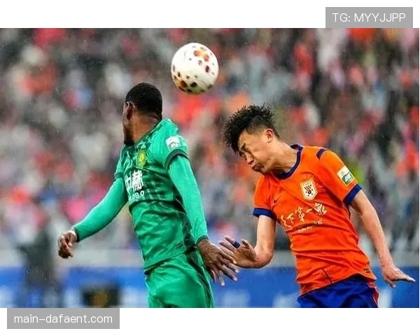 克雷桑传射建功当选MVP 泰山核心前场自由人角色效率突出 克雷桑传射建功当选MVP 泰山核心前场自由人角色效率突出