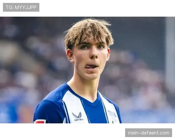 拜仁18岁天才卡尔横空出世 德国队前腰位置迎来新选择 拜仁18岁天才卡尔横空出世 德国队前腰位置迎来新选择